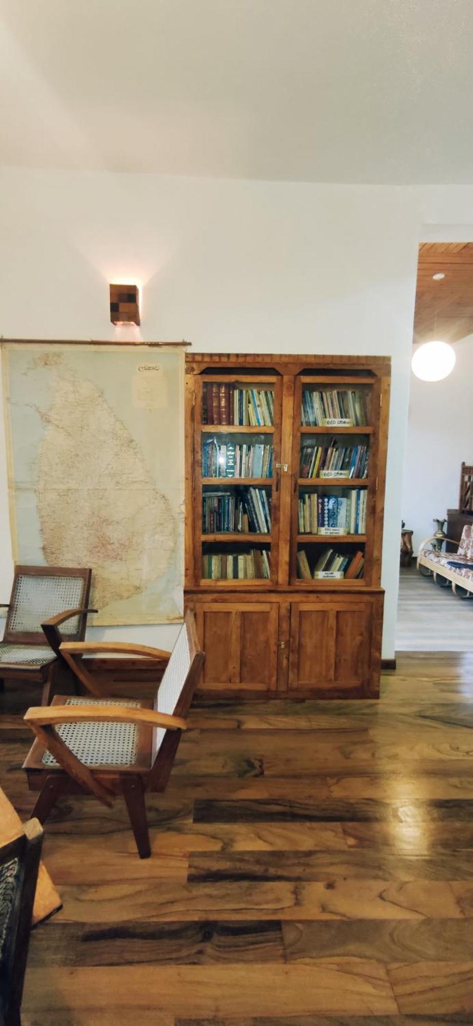 Magnolia Hideout Guest House นูวาราเอลิยา ภายนอก รูปภาพ