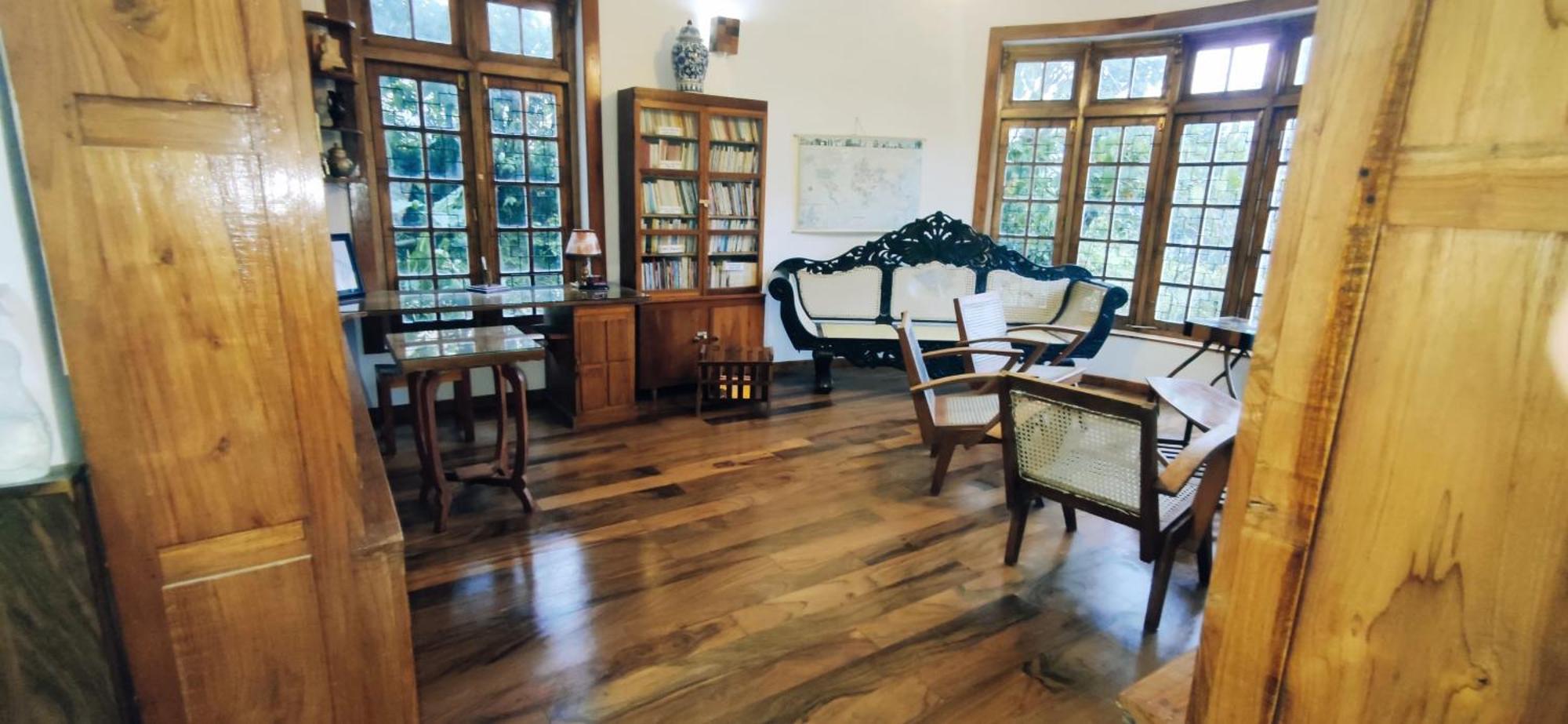 Magnolia Hideout Guest House นูวาราเอลิยา ภายนอก รูปภาพ
