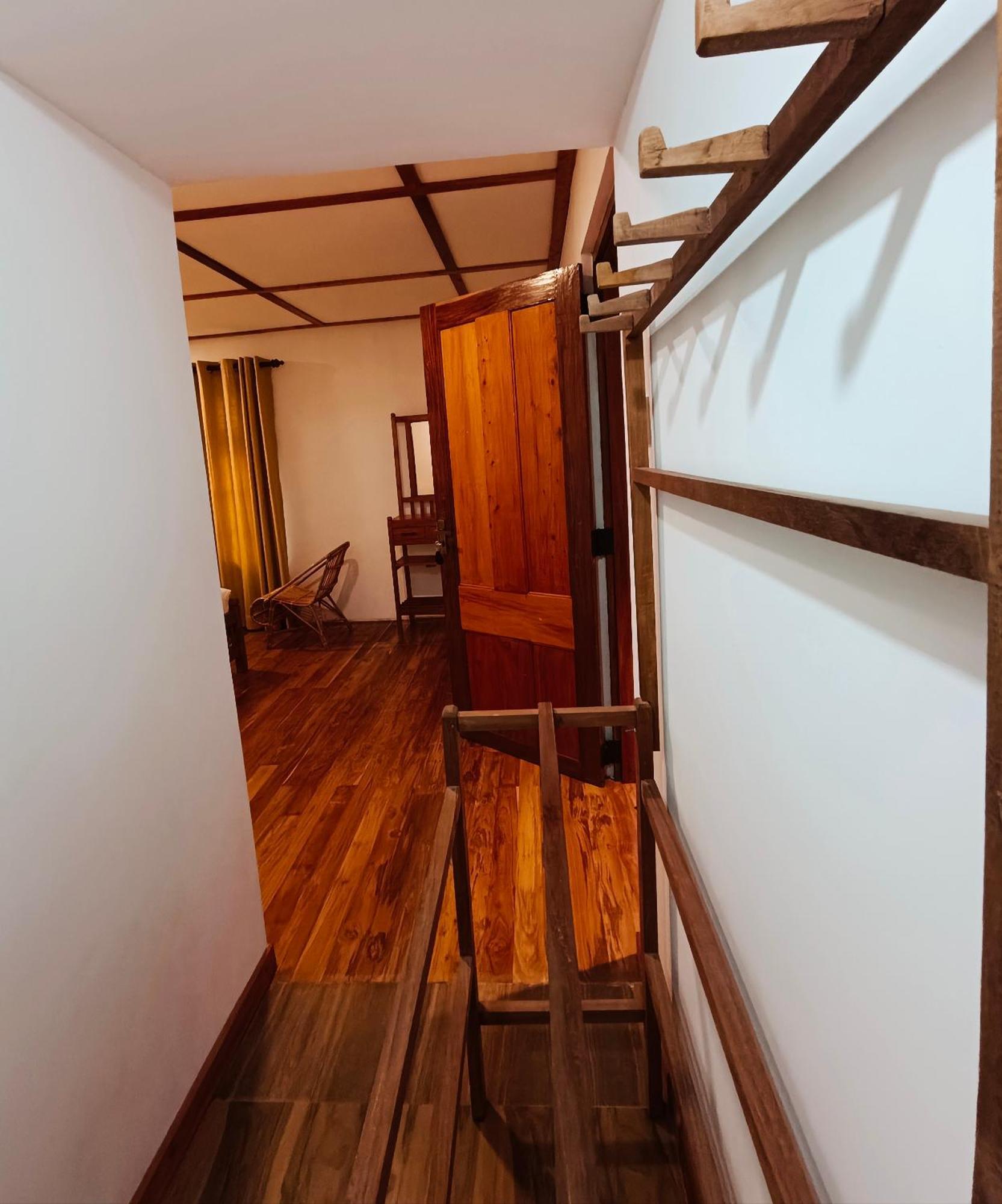Magnolia Hideout Guest House นูวาราเอลิยา ภายนอก รูปภาพ